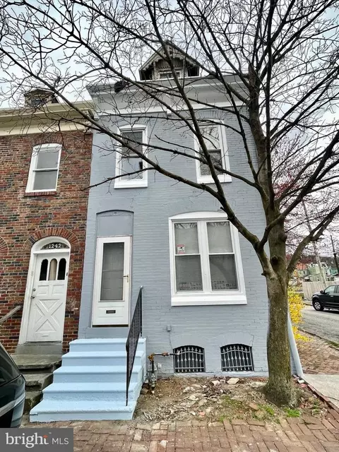 1240 Muhlenberg St, Reading, PA 19602