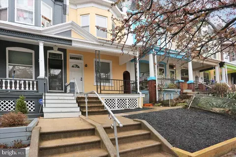 1050 N 4th St, Reading, PA 19601
