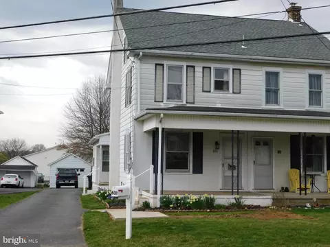 631 Montgomery Ave, Boyertown, PA 19512