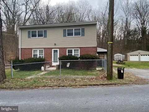 77 Beavens Rd, Reading, PA 19608