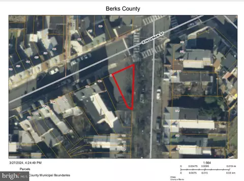 646 Bingaman St, Reading, PA 19602