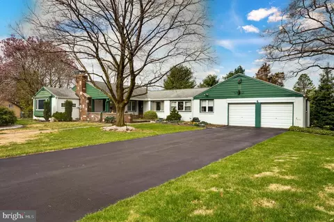 401 Green Ln, Reading, PA 19601