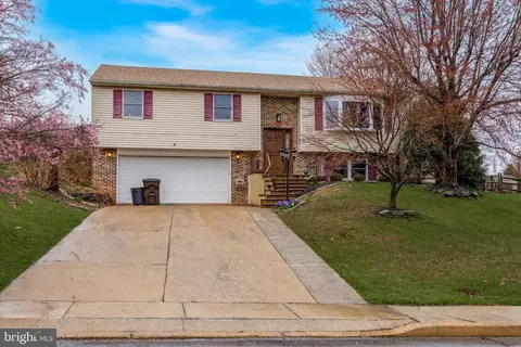 906 Cocalico Rd, Birdsboro, PA 19508