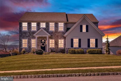 154 Lengle Ave, Wernersville, PA 19565