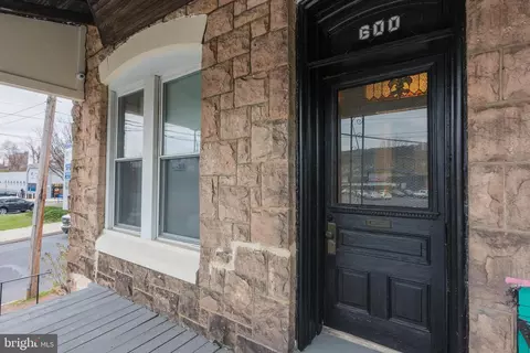 600 N 6th St, Reading, PA 19601