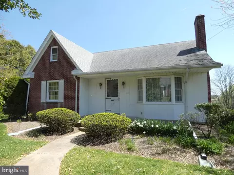 640 Elm St, Bally, PA 19503