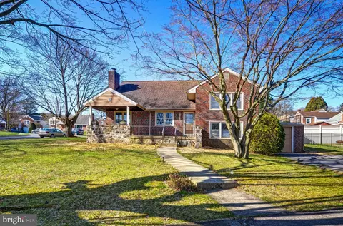 100 Emerald Ave, Reading, PA 19606