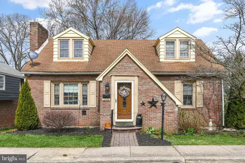 2705 Grant St, Reading, PA 19606