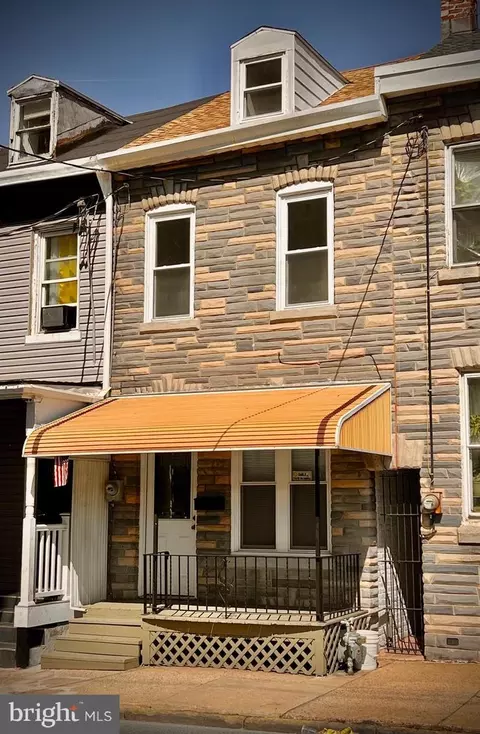 921 Cotton St, Reading, PA 19602