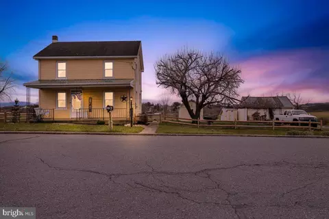 67 Laurel Ave, Hamburg, PA 19526