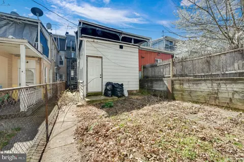 Exterior - 351 Spring St, Reading, PA 19601 photo 6 of 6