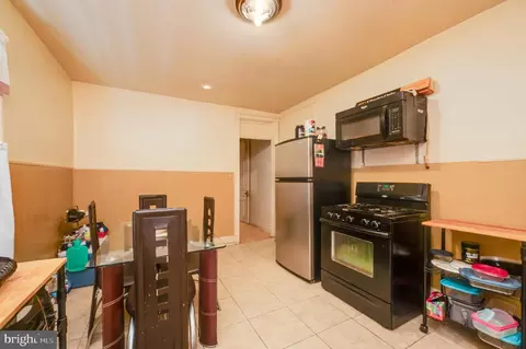 Kitchen - 351 Spring St, Reading, PA 19601 photo 6 of 9