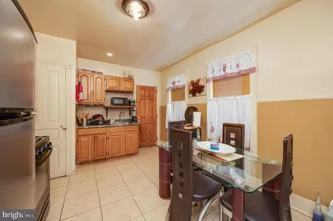 Kitchen - 351 Spring St, Reading, PA 19601 photo 1 of 9