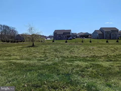 Exterior - 1001 Spinacker Ln, Reading, PA 19605 photo 34 of 42