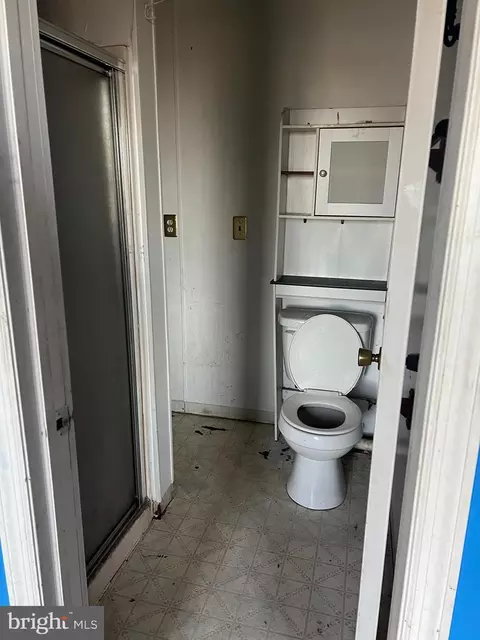 Bath - 4 Estates Dr, Reading, PA 19606 photo 1 of 2