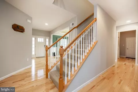 Entry Way - 301 Snyder Rd, Oley, PA 19547 photo 2 of 4