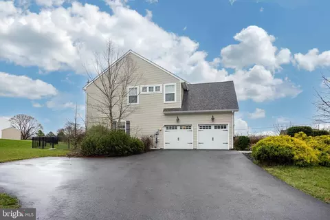 Exterior - 301 Snyder Rd, Oley, PA 19547 photo 8 of 10