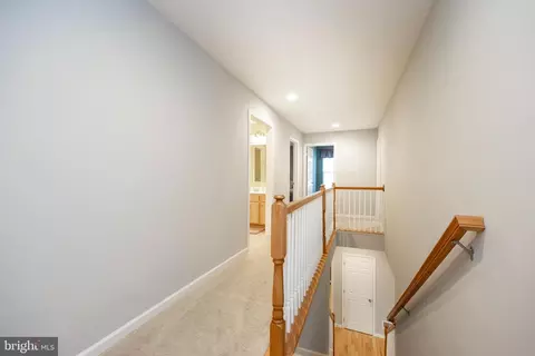 Entry Way - 301 Snyder Rd, Oley, PA 19547 photo 3 of 4