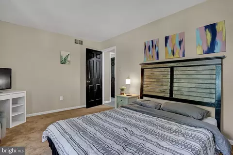 Bedroom - 26 Golfview Ln, Reading, PA 19606 photo 4 of 6