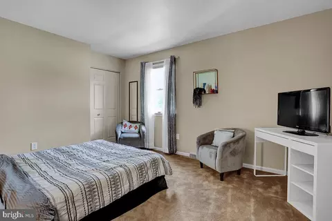 Bedroom - 26 Golfview Ln, Reading, PA 19606 photo 3 of 6