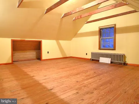 Living - 114 Beverly Ave, Reading, PA 19607 photo 1 of 2