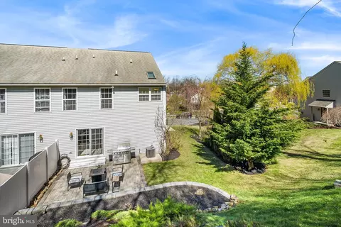 Exterior - 1538 Huron Dr, Reading, PA 19608 photo 9 of 9