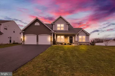 427 W Glen Tilt Ave, Wernersville, PA 19565