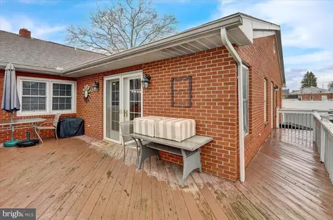 Exterior - 1640 Liberty Ave, Reading, PA 19607 photo 5 of 8