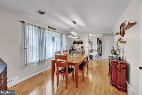 Dining - 1640 Liberty Ave, Reading, PA 19607 photo 1 of 2
