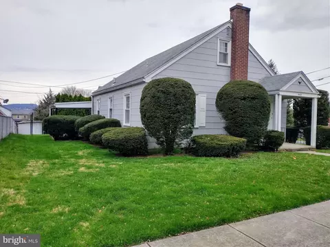 Exterior - 1403 Lacrosse Ave, Reading, PA 19607 photo 2 of 15