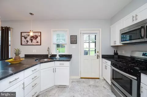 Kitchen - 704 State St, Reading, PA 19607 photo 3 of 4