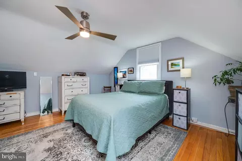 Bedroom - 704 State St, Reading, PA 19607 photo 5 of 6