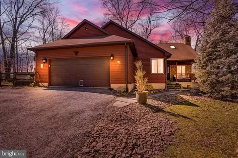 173 Houck Rd, Fleetwood, PA 19522