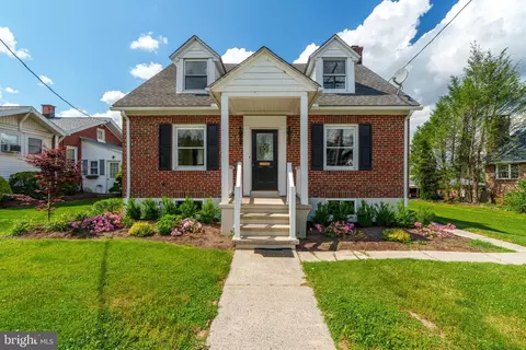 1325 Fern Ave, Reading, PA 19607