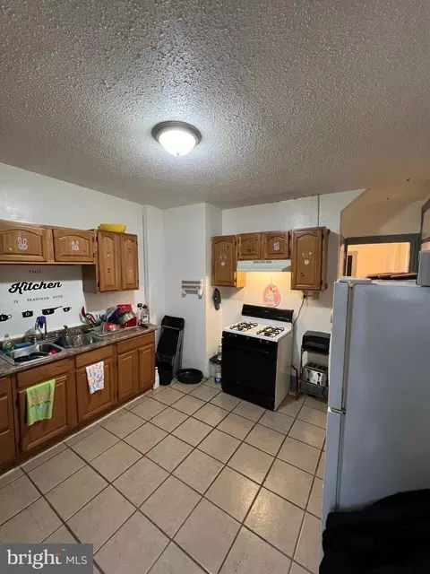 409 Elm St, Reading, PA 19601 photo 6