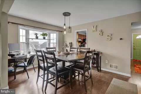 Dining - 32 Warwick Ct, Reading, PA 19606 photo 2 of 2