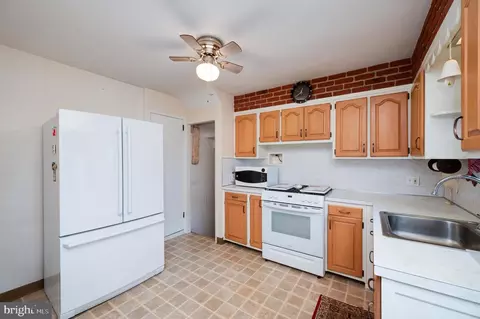 Kitchen - 119 Eric Ave, Reading, PA 19607 photo 1 of 3