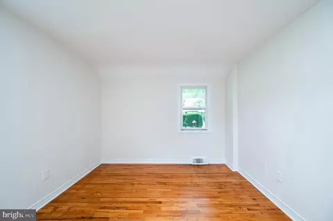 Bedroom - 119 Eric Ave, Reading, PA 19607 photo 3 of 4
