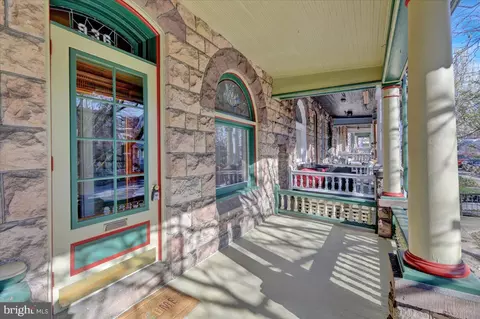 936 N 5th St, Reading, PA 19601