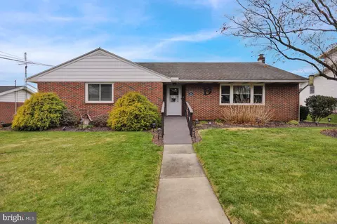 109 S 109a S Laurel St, Kutztown, PA 19530