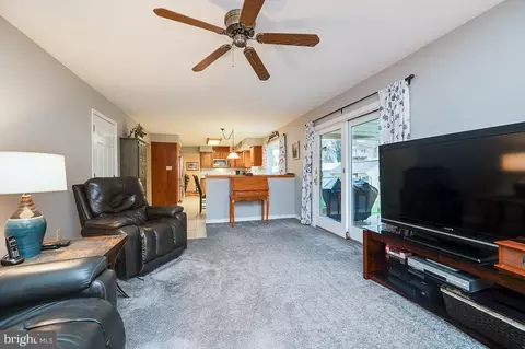 Living - 3048 Marcor Dr, Reading, PA 19608 photo 7 of 7