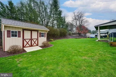 Exterior - 3048 Marcor Dr, Reading, PA 19608 photo 11 of 13
