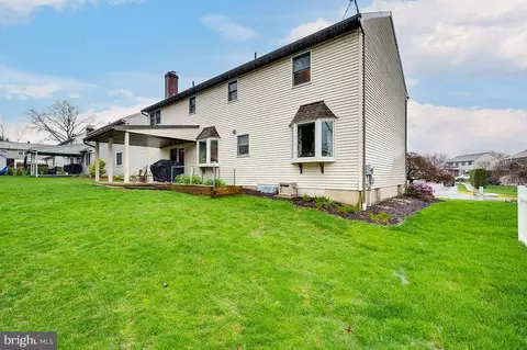 Exterior - 3048 Marcor Dr, Reading, PA 19608 photo 10 of 13