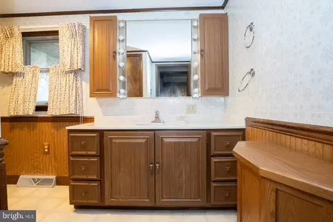 Bath - 326 Kulps Rd, Barto, PA 19504 photo 2 of 2