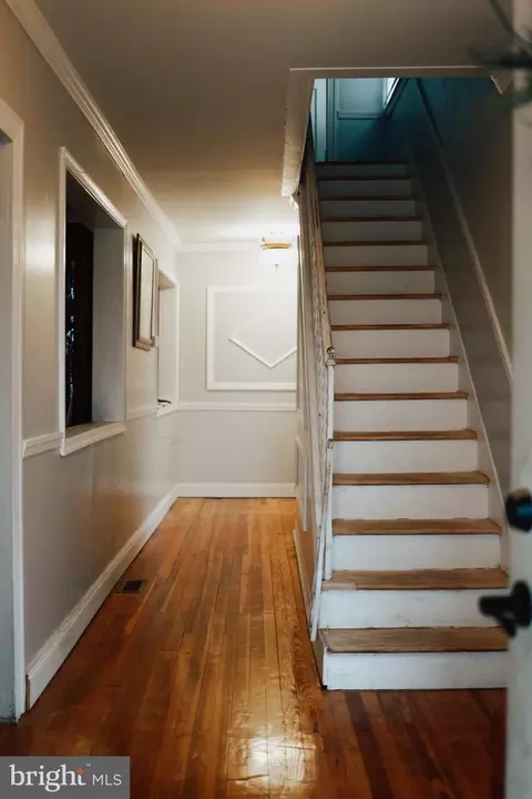 Entry Way - 205 Taft Ave, Reading, PA 19606 photo 2 of 3