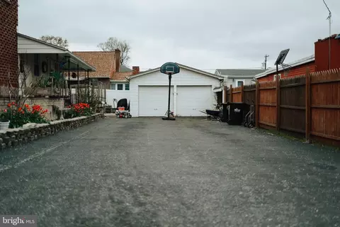 Exterior - 205 Taft Ave, Reading, PA 19606 photo 2 of 5