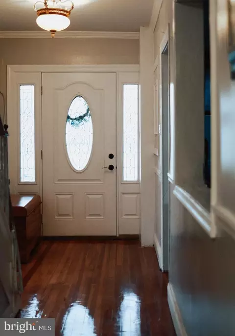 Entry Way - 205 Taft Ave, Reading, PA 19606 photo 1 of 3