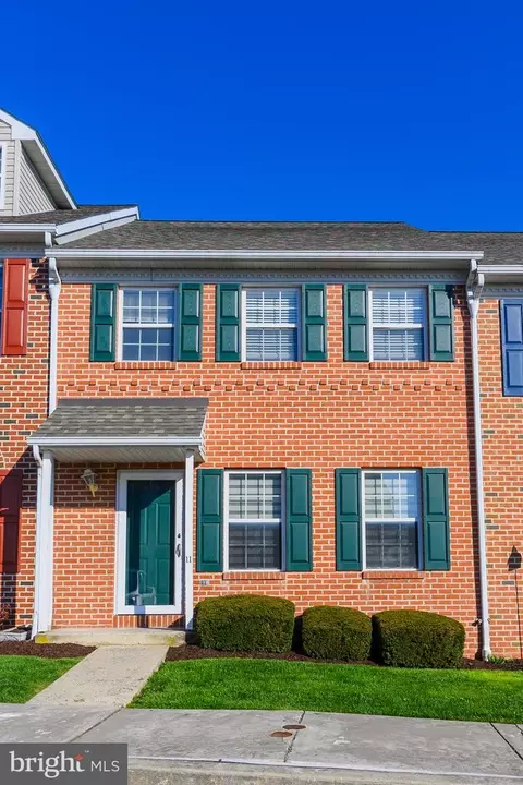 11 Charlemont Ct, Reading, PA 19607