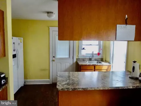 Kitchen - 327 2nd St, Reading, PA 19607 photo 3 of 8
