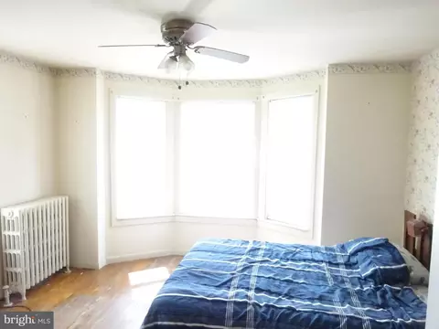 Bedroom - 327 2nd St, Reading, PA 19607 photo 1 of 3